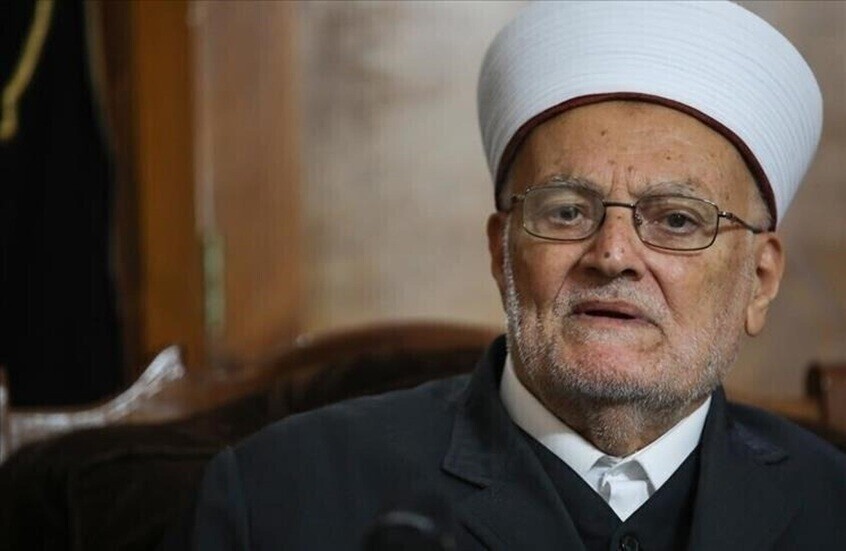 خطيب المسجد الأقصى عكرمة صبري يُنكر التهمة الموجهة إليه بالتحريض
