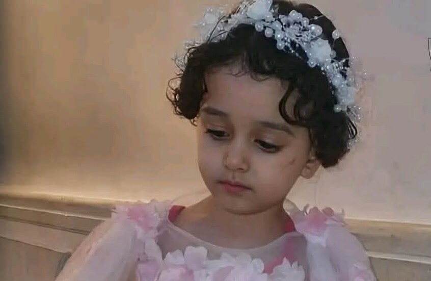 خرجت للقاء والدها وعادت جثة.. مأساة الطفلة "كارما" تهز مصر
