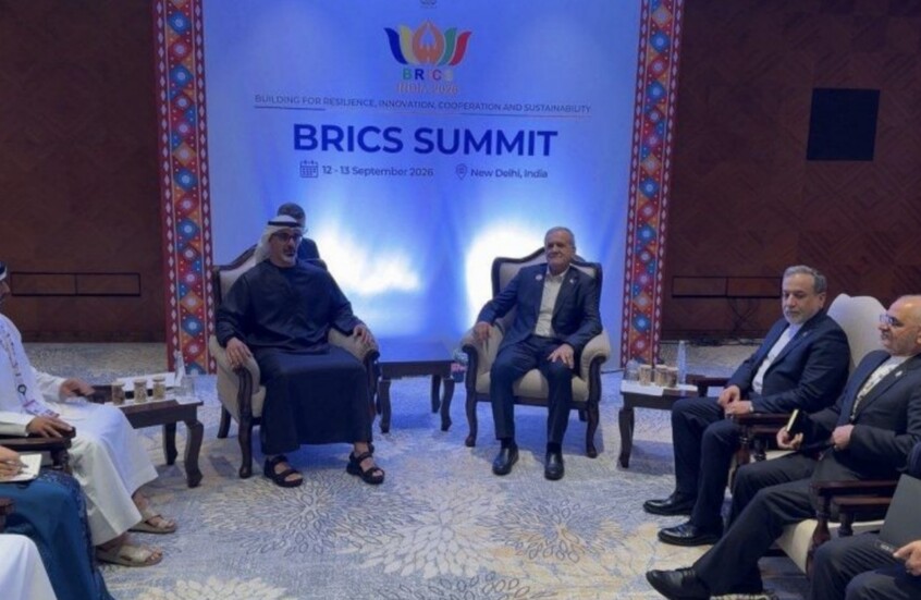 لقاء إيراني إماراتي على هامش بريكس