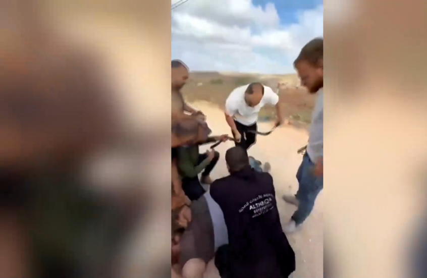 لحظة إصابة أحد الفلسطينيين في الركبة برصاص القوات الإسرائيلية