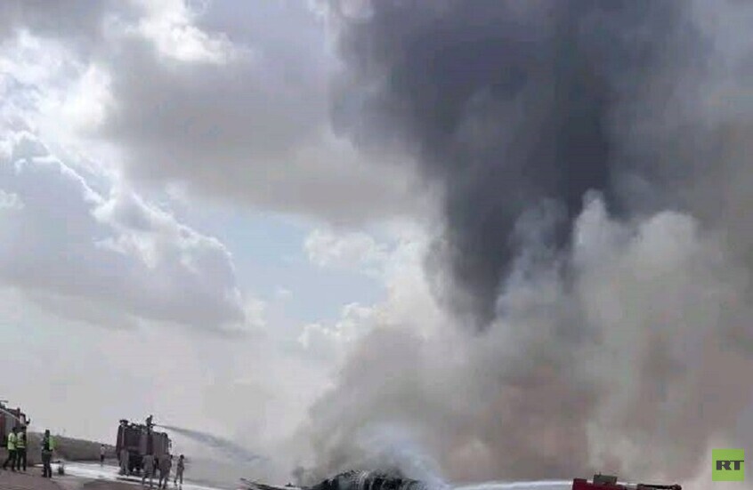تعليق الرحلات في مطار مصراتة عقب حادث طائرة خاصة.. وفتح تحقيق جنائي وفني