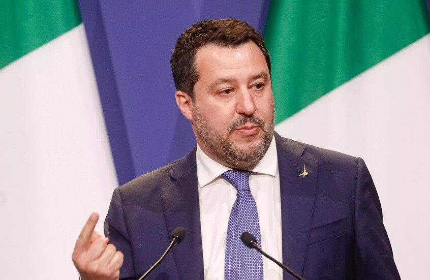 نائب رئيس الوزراء الإيطالي ماتيو سالفيني