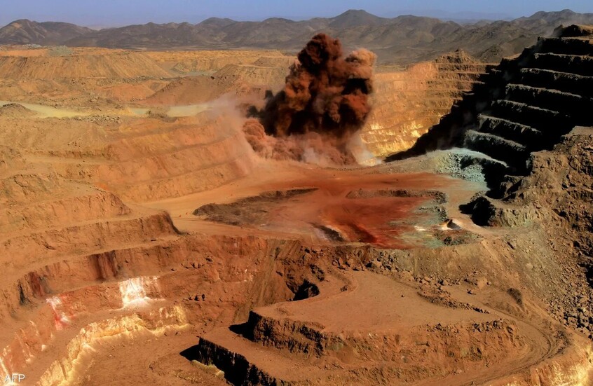 60 قتيلا على الأقل في انهيار منجم ذهب في ولاية غرب كردفان بالسودان