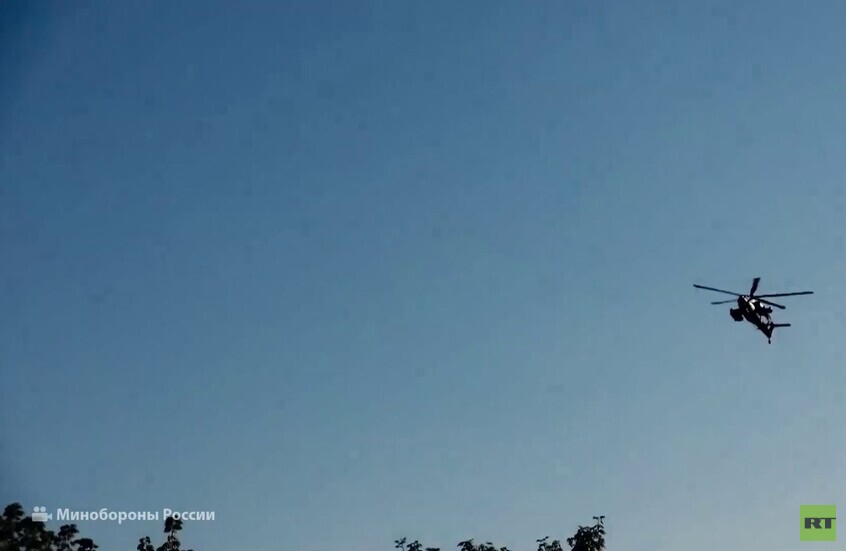 مروحية "Mi-28NM" روسية تدمر مواقع أوكرانية