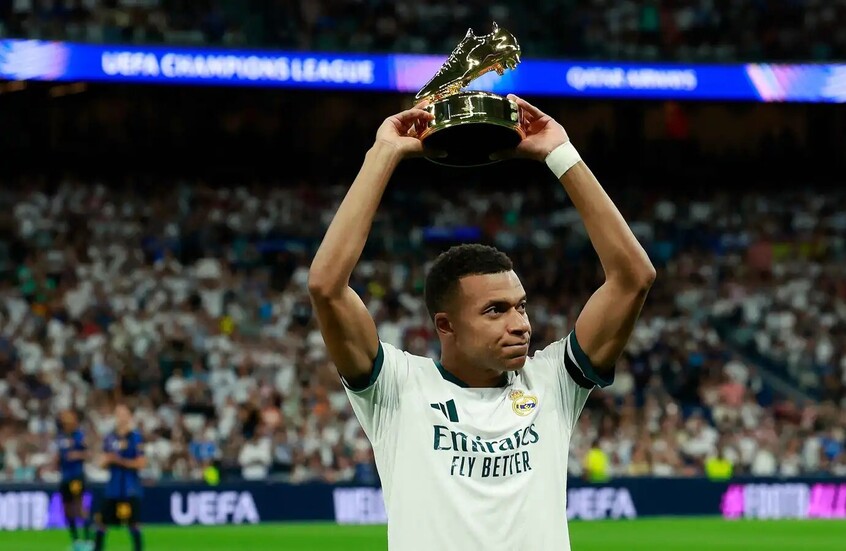 بسبب الكرة الذهبية.. مبابي وأزمة جديدة في ريال مدريد