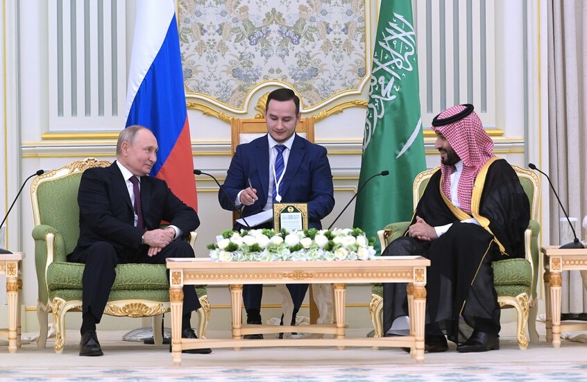 بوتين يبحث مع بن سلمان التعاون بين موسكو والرياض والوضع في الشرق الأوسط