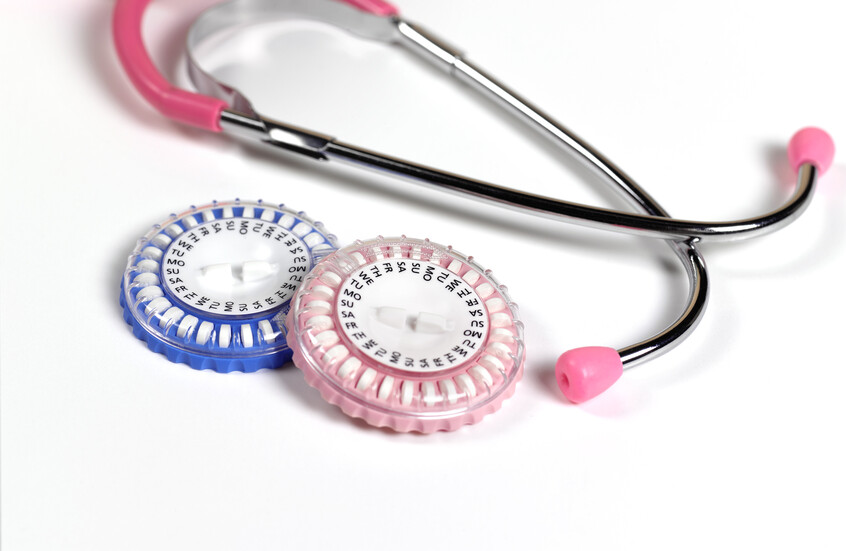 أقراص العلاج الهرموني البديل (HRT) مع سماعة الطبيب