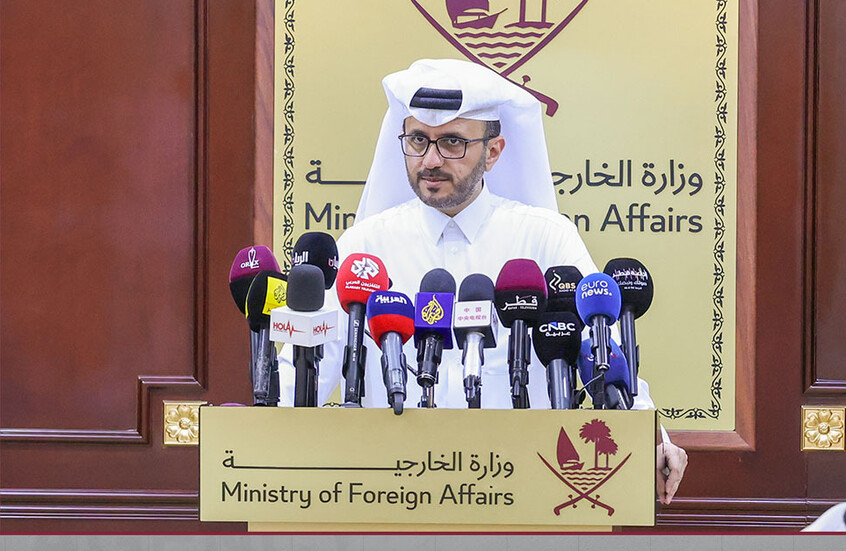المتحدث باسم الخارجية القطرية ماجد الأنصاري خلال مؤتمر صحفي في الدوحة