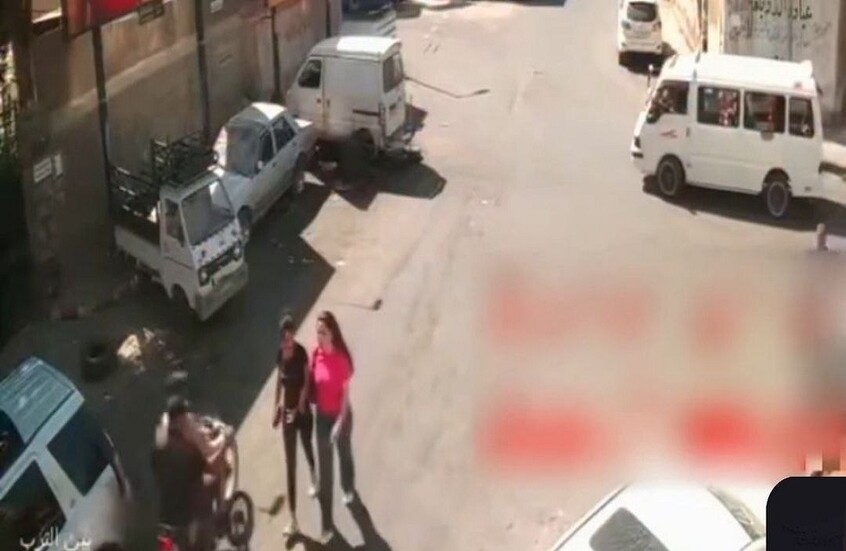 دمشق.. لصان على دراجة نارية ينتزعان سلسلة ذهبية من عنق فتاة في وضح النهار