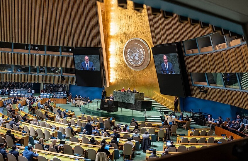 وزير الخارجية الروسي سيرغي لافروف خلال خطابه أمام الجمعية العامة للأمم المتحدة