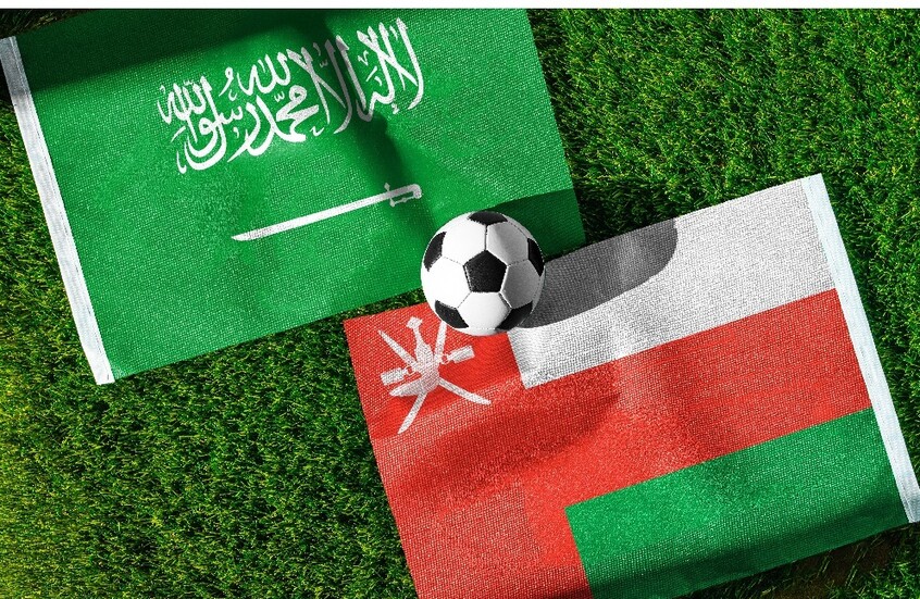السعودية وعمان في "خليجي 27".. الموعد والتشكيلة والقنوات الناقلة