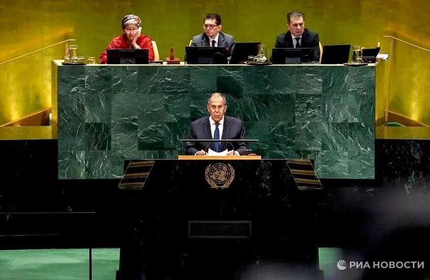 وزير الخارجية الروسي سيرغي لافروف