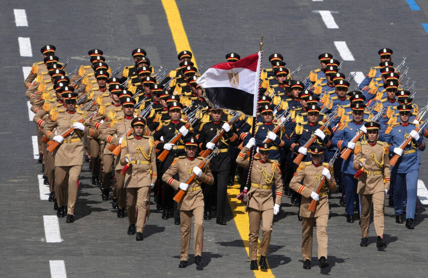 مصر ليست إسرائيل.. قائد عسكري مصري سابق يفسر قرار السيسي عن التعبئة العامة