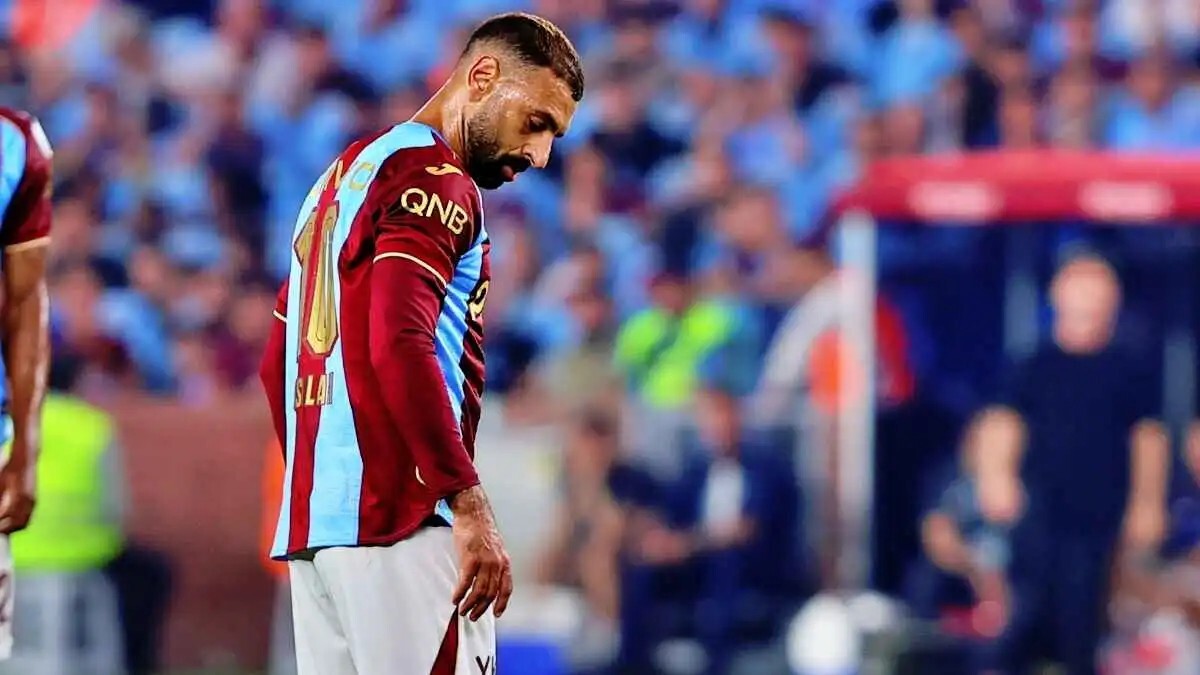 من هو لاعب ليفربول الذي ما زال يتواصل باستمرار مع محمد صلاح بعد انتقاله إلى الدوري التركي؟ (فيديو)