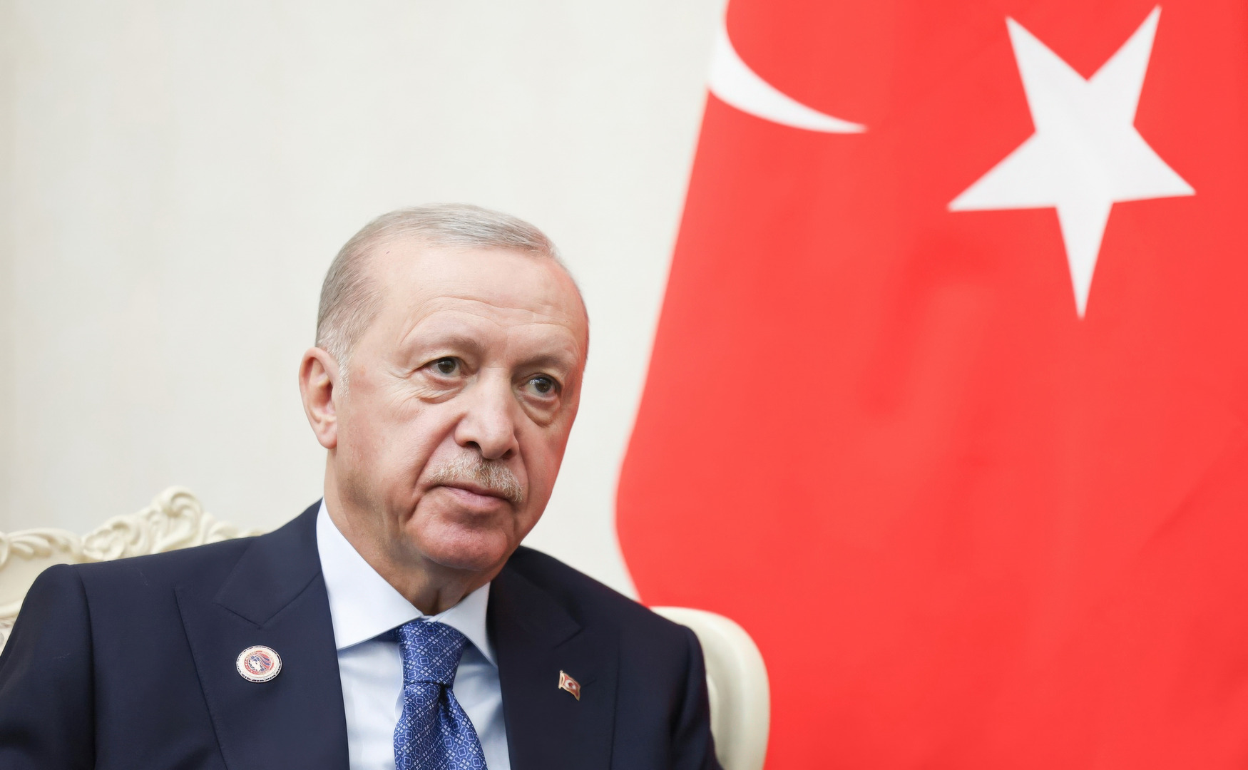 أردوغان يحدد جهة عطلت اتفاق إسلام أباد بين واشنطن وطهران وعواقب استمرار "عقدة هرمز"