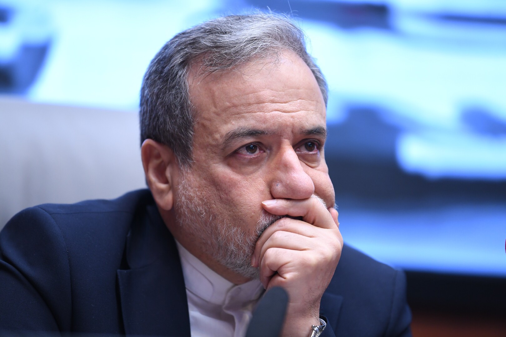 "هل أنتم جادون؟".. عراقجي يعلق على الحل الأمريكي "المبتكر" بعد 47 عاما من العقوبات والحرب