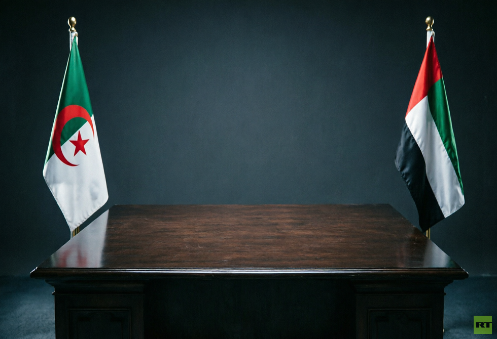 التلفزيون الجزائري: الجزائر تقرر قطع علاقاتها الدبلوماسية مع دولة الإمارات