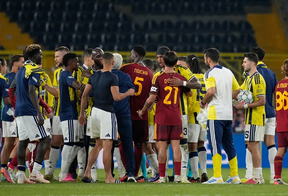 أول تعادل في النسخة الحالية لدوري أبطال أوروبا