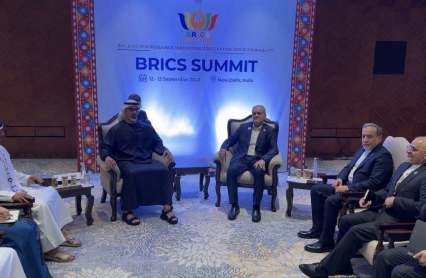 لقاء إيراني إماراتي رفيع المستوى على هامش قمة "بريكس"