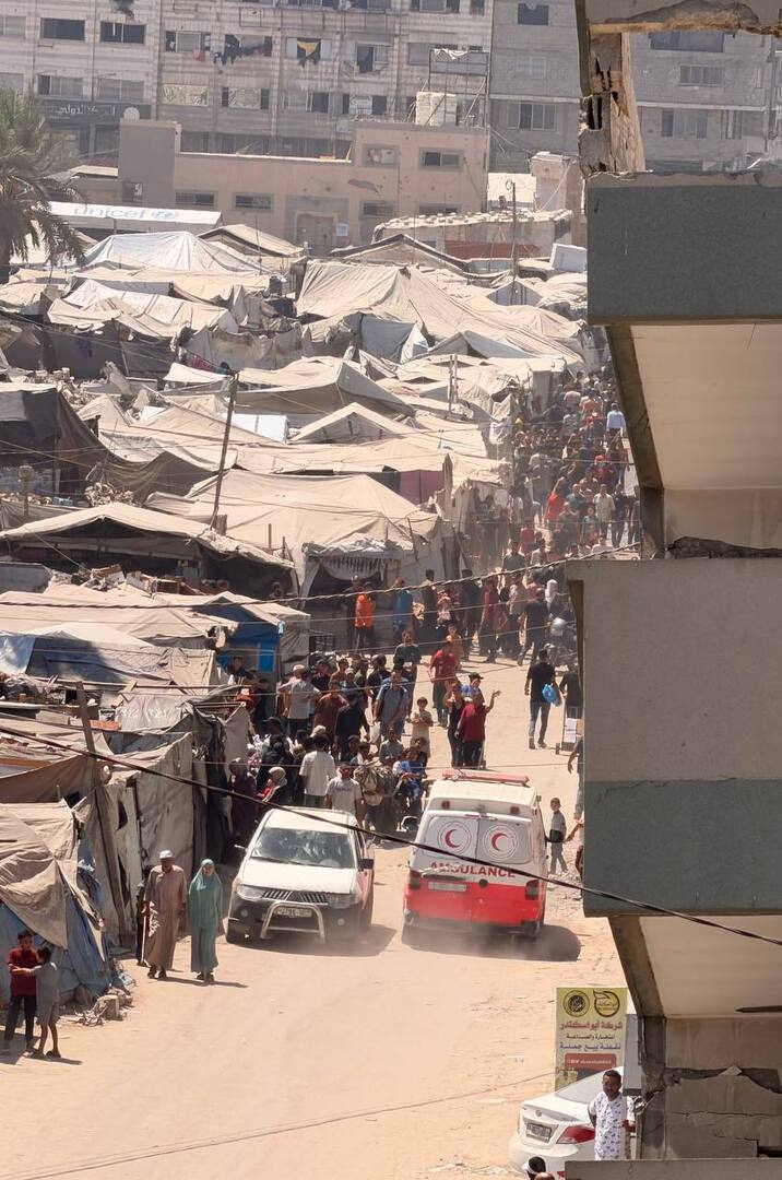 قتلى وجرحى وقصف مدفعي على خان يونس وشقق سكنية في غزة