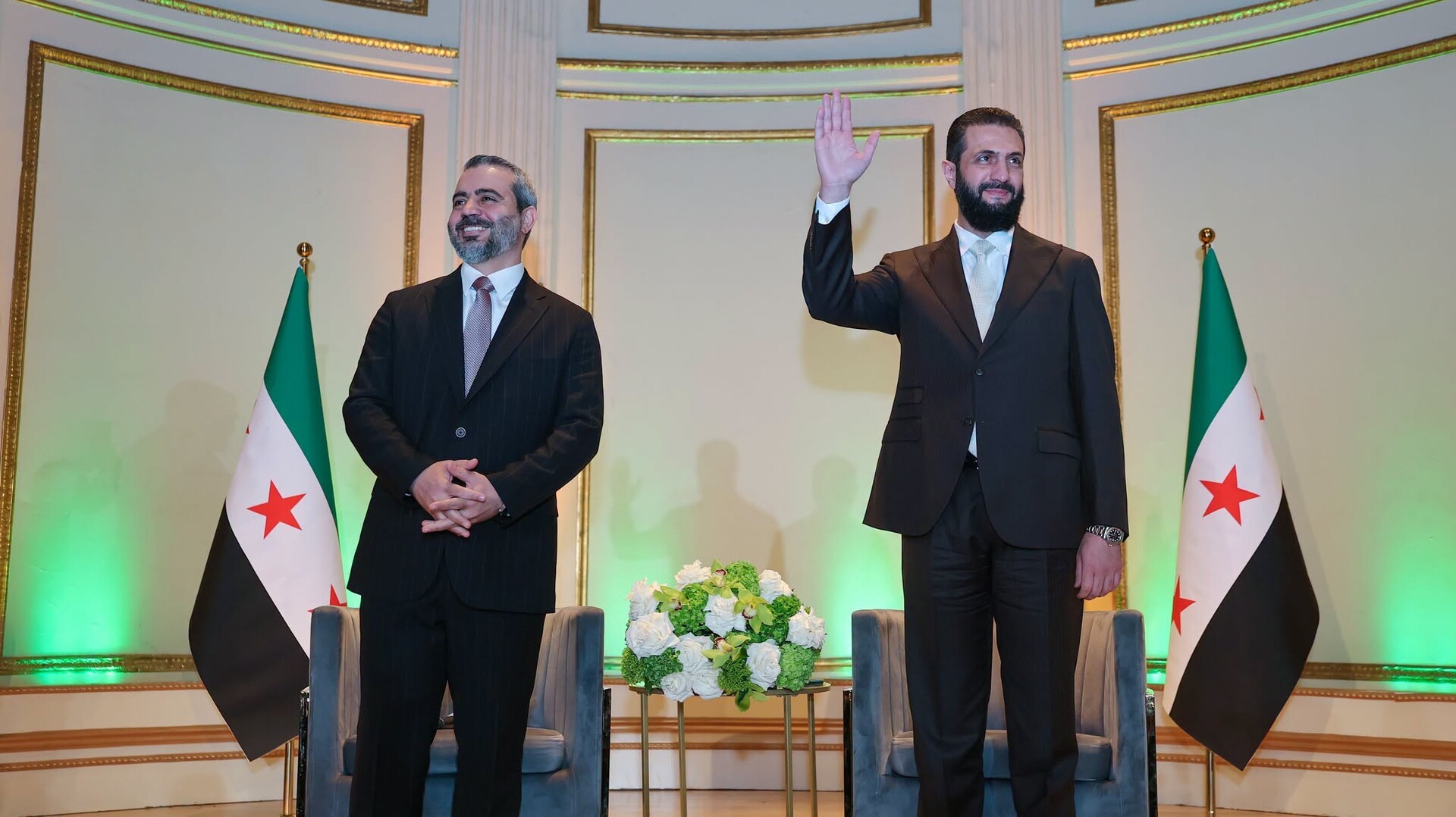 أحمد الشرع يتحدث عن "إعجاز" ومراهنة "بعض لا يحب الخير" لسوريا على تقسيمها