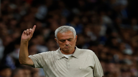 انتقاد حاد في العلن.. من هو نجم ريال مدريد الذي أثار غضب مورينيو؟
