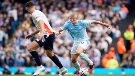 هالاند يقود مانشستر سيتي للفوز على كوفنتري واعتلاء قمة الدوري الإنجليزي