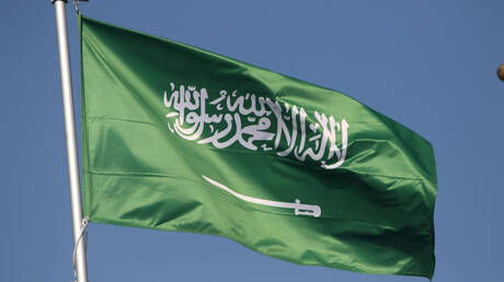 السعودية تنفذ حكم القتل بحق باكستاني أدين بجرائم إرهابية