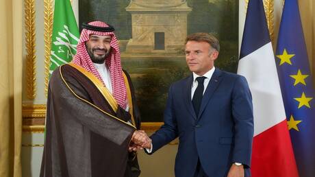 محمد بن سلمان وماكرون يبحثان مستجدات المنطقة