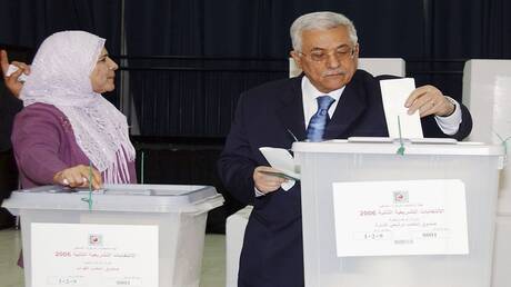 لجنة الانتخابات: 2.97 مليون فلسطيني يحق لهم الاقتراع في الانتخابات التشريعية