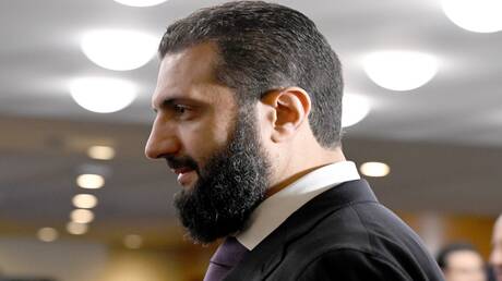 الشرع يشرح للمجلس الأطلسي اجراءات تفكيك الفصائل وسبب رفضه لـ"المحاصصة" ومستقبل الأكراد السوريين