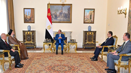 السيسي يشيد بجهود العراق في حصر السلاح