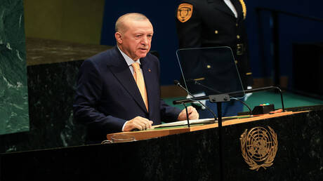 أردوغان: اتفاقية مكة للدفاع خطوة جادة لتعزيز أمن المنطقة