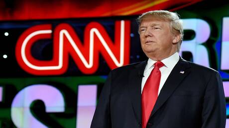 البيت الأبيض يستبعد CNN من مرافقة ترامب على الطائرة الرئاسية