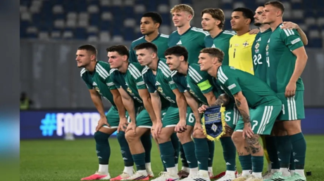 انسحاب أول لاعب.. أزمة كبيرة في معسكر أيرلندا بسبب مباراة إسرائيل