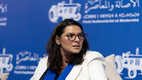 العاهل المغربي يكلف فاطمة الزهراء المنصوري برئاسة الحكومة كأول امرأة تتقلد هذا المنصب في البلاد
