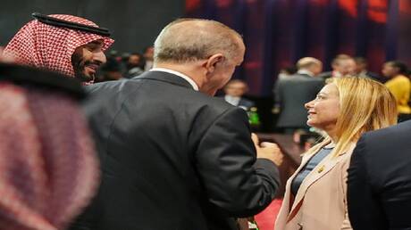 ميلوني وبن سلمان يبحثان خفض التوترات وأمن الملاحة في هرمز وباب المندب