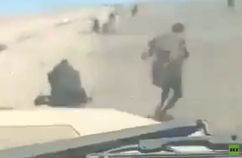 فيديوهات صادمة قرب باب المندب.. تحقيق في دهس لـ"مقاتلين حوثيين يستسلمون" ومخاوف من جرائم حرب