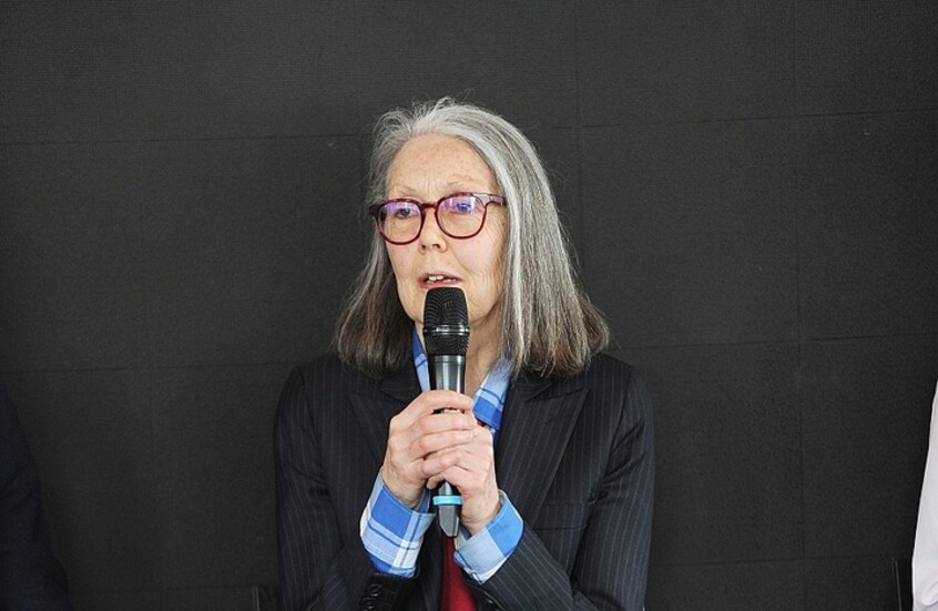 الكاتبة والشاعرة  الكندية آن كارسون، الفائزة بجائزة نوبل للآداب 2026 -Anne Carson Wins the Nobel Prize in Literature