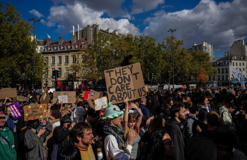فرنسا.. اعتقال مئات الأشخاص وإصابة نحو 50 شرطيا خلال الاحتجاجات الطلابية المتواصلة في البلاد