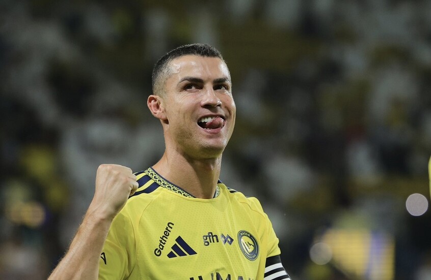 رونالدو يقترب من الـ1000 هدف