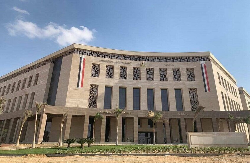مصر تستهدف خفض الدين إلى 78% من الناتج المحلي بحلول 2027
