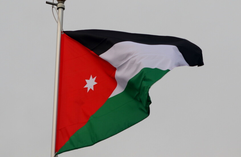 علم الاردن يرفرف