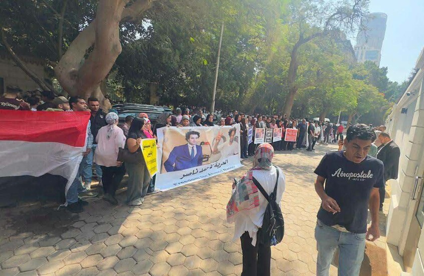 توقيف مصري في هولندا يشعل احتجاجا بالقاهرة.. ومطالب بكشف ملابسات الواقعة