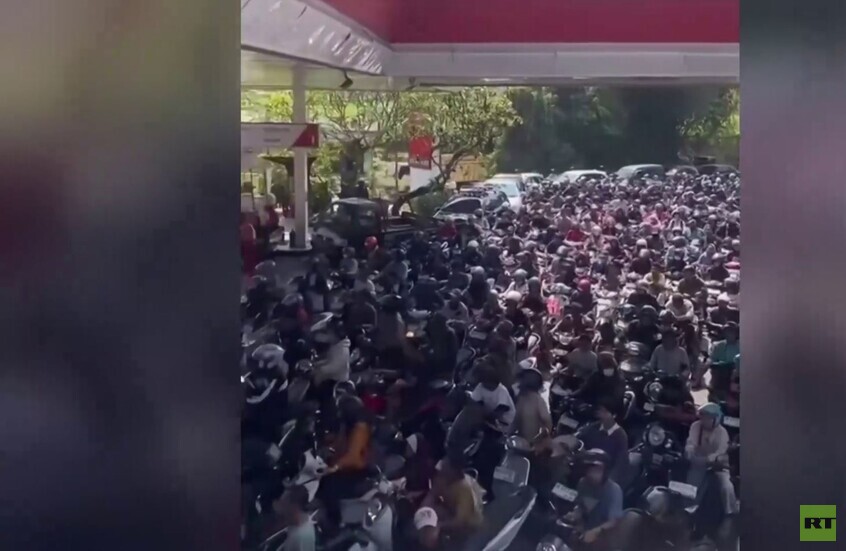 إندونيسيا.. نقص الوقود يشل محطات في جزيرة بالي السياحية