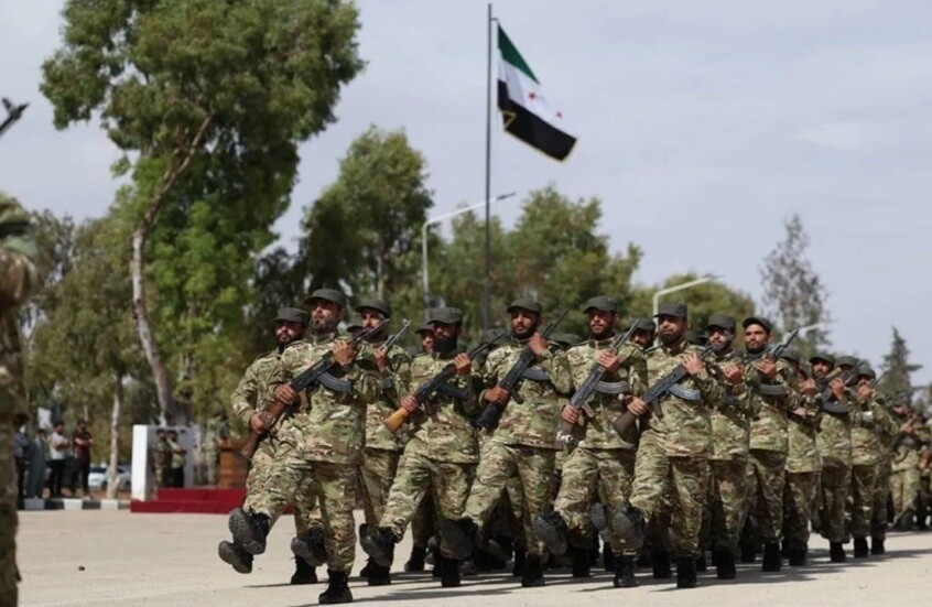 سوريا.. سماع دوي انفجارات وحديث عن تصد لمسيرات معادية في غرب دمشق