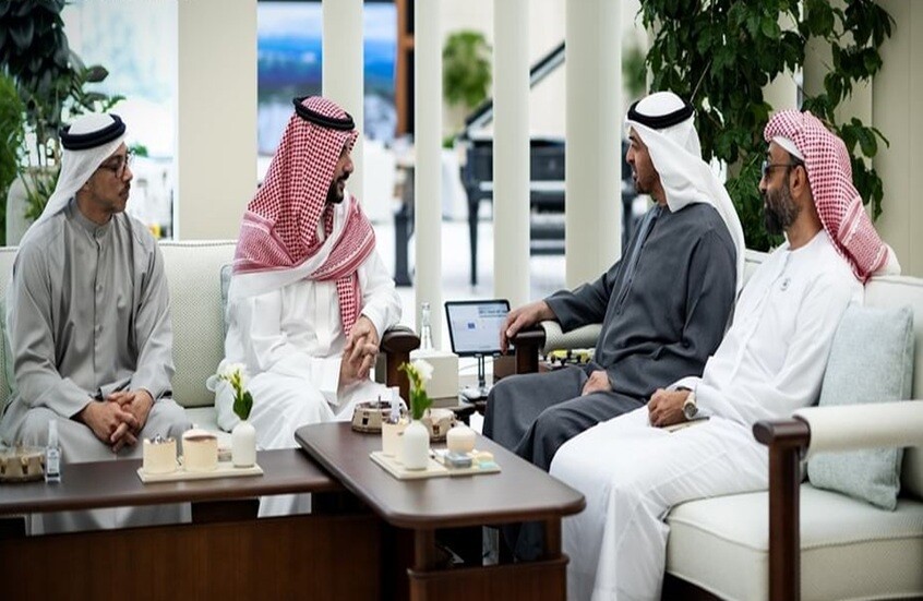 مستشار رئيس الإمارات يوضح دلالات زيارة الأمير خالد بن سلمان إلى أبو ظبي