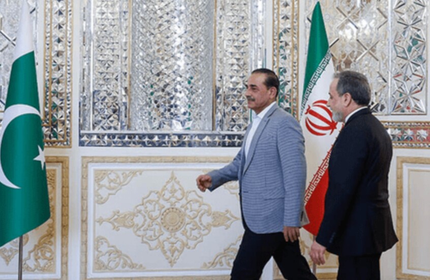 زار قائد الجيش الباكستاني عاصم منير طهران تزامناً مع وصول سعر خام برنت إلى 110 دولارات للبرميل، وفق ما أعلنت وزارة الخارجية الإيرانية.
