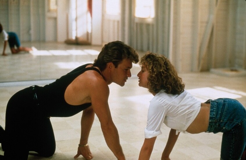 The Iconic Final Dance Scene - Dirty Dancing-  الجزء الثاني من "ديرتي دانسينغ" يكرّم باتريك سويزي من دون إعادته بالذكاء الاصطناعي