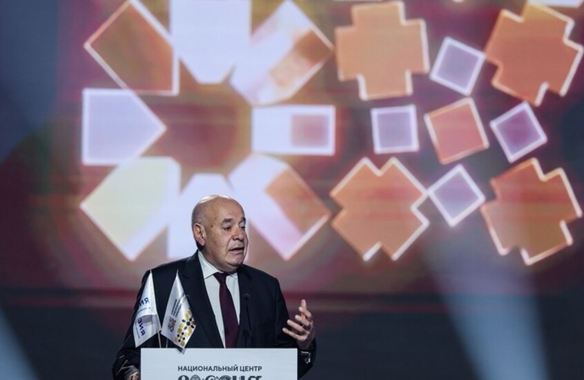 رأى الممثل الخاص للرئيس الروسي للتعاون الثقافي الدولي ميخائيل شفيدكوي أن الثقافة قد تسهم في تهيئة الظروف لتحسين العلاقات الدولية، لأنها تقوم على التفاهم المتبادل لا التنافس.